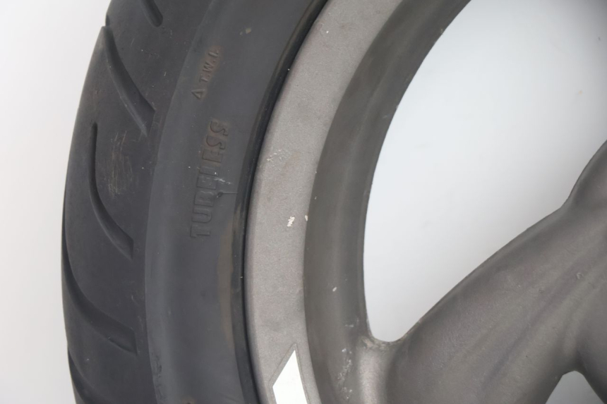 photo de VOORVELG EN BAND TGB CITY RS 50 (2011 - 2016) - Technische close-up