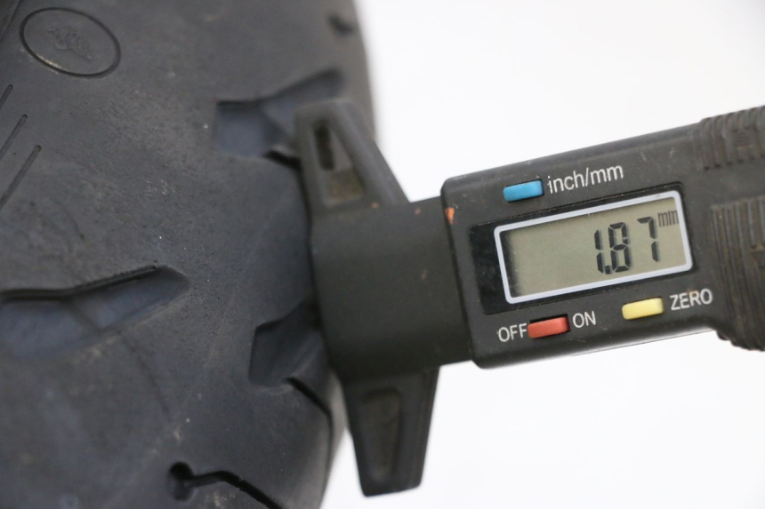 photo de VOORVELG EN BAND YAMAHA FJR ABS 1300 (2006 - 2012) - Detail van het onderdeel