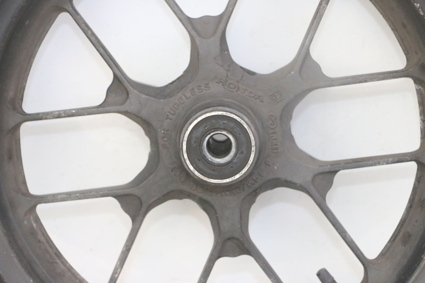 photo de VOORVELG EN BAND HONDA FORZA ABS 300 (2013 - 2017) - Zoom op componenten