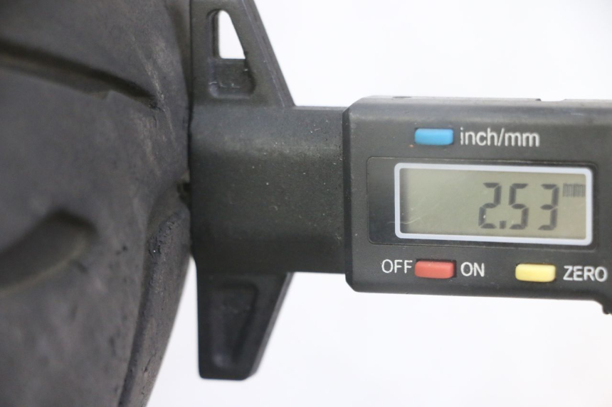 photo de VOORVELG EN BAND HONDA FORZA ABS 300 (2013 - 2017) - Zoom op gebruiksstaat