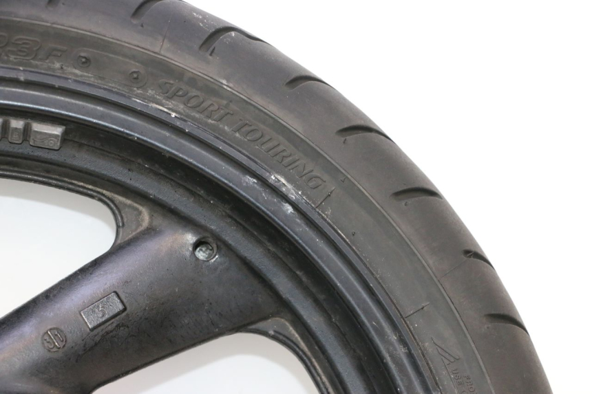 photo de VOORVELG EN BAND YAMAHA FZS FAZER 600 (2001 - 2003) - Focus op structuur