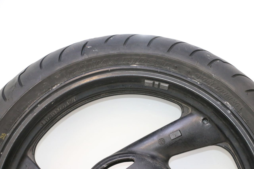 photo de VOORVELG EN BAND YAMAHA FZS FAZER 600 (2001 - 2003) - Zoom op kwaliteit