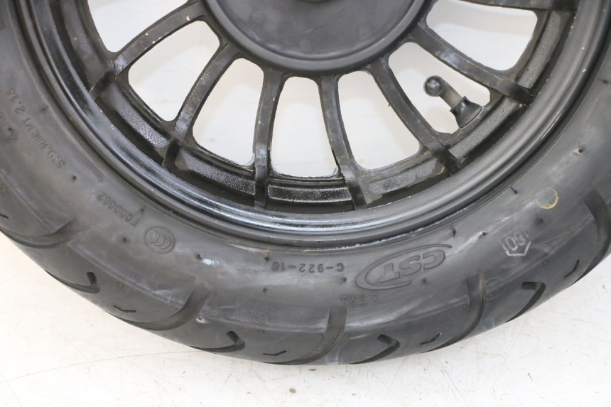 photo de VOORVELG EN BAND JM MOTORS MIA 50 (2017 - 2020) - Kenmerkende details