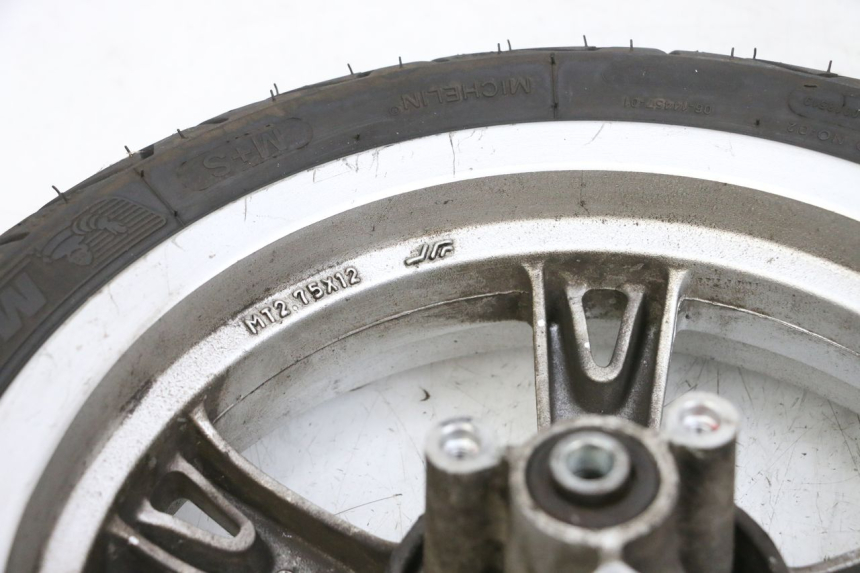 photo de VOORVELG EN BAND PEUGEOT KISBEE 4T 50 (2010 - 2017) - Detail van het onderdeel