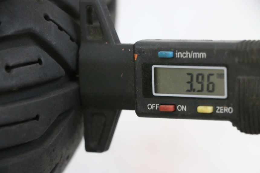 photo de VOORVELG EN BAND PEUGEOT KISBEE 4T 50 (2010 - 2017) - Zoom op gebruiksstaat