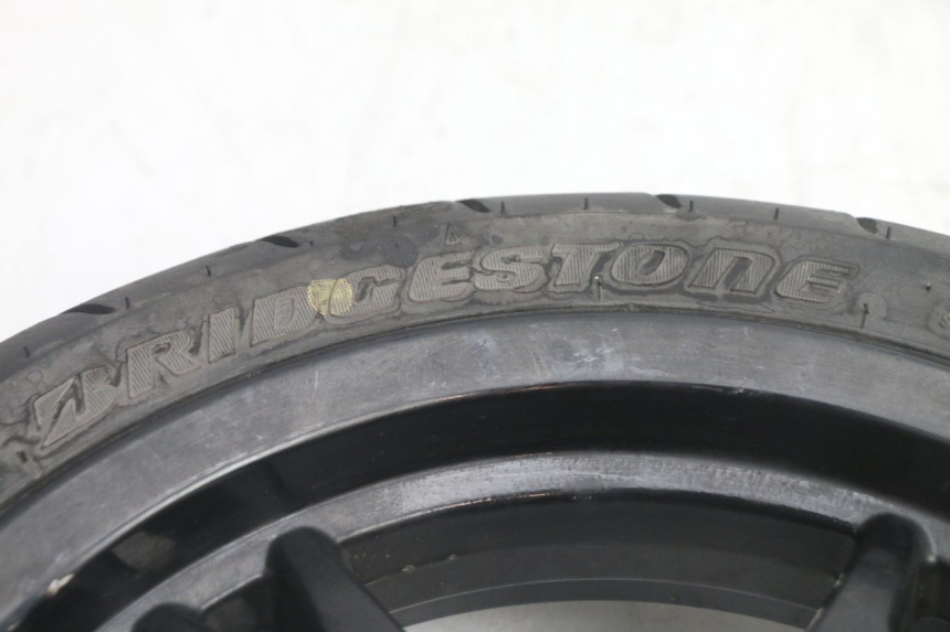photo de VOORVELG EN BAND PEUGEOT KISBEE 4T 50 (2018 - 2022) - Kenmerkende details