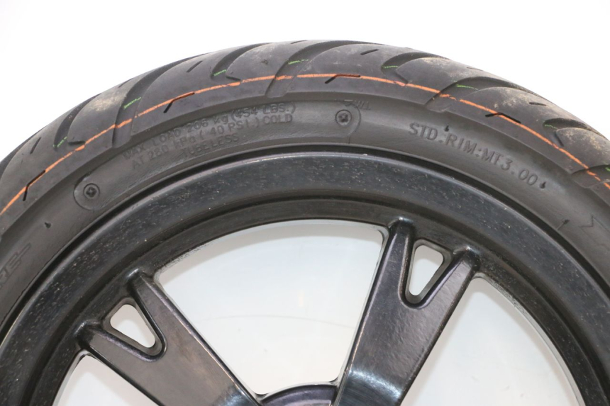 photo de VOORVELG EN BAND PEUGEOT KISBEE 4T 50 (2023 - 2026) - Focus op structuur