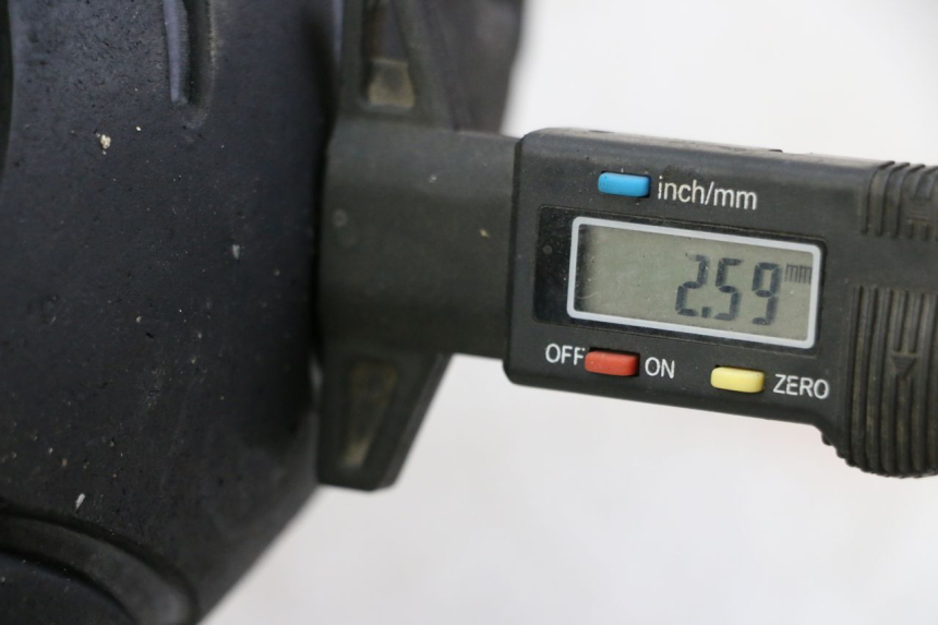 photo de VOORVELG EN BAND LONGJIA SHARPY 125 (2020 - 2024) - Detail van het onderdeel