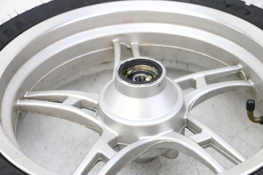 photo de VOORVELG EN BAND LONGJIA SHARPY 125 (2020 - 2024) - Bevestigingspunten