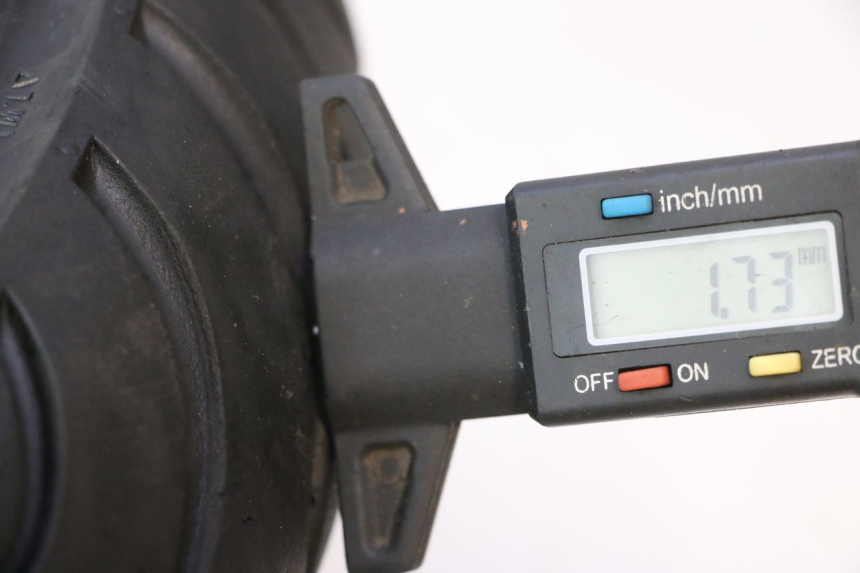 photo de VOORVELG EN BAND SYM MIO 50 (2005 - 2010) - Detail van het onderdeel