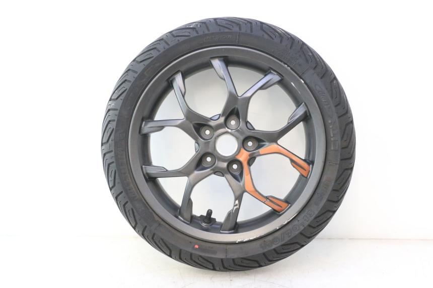 photo de VOORVELG EN BAND PIAGGIO MP3 HPE 530 (2022 - 2026) - Hoofdaanzicht