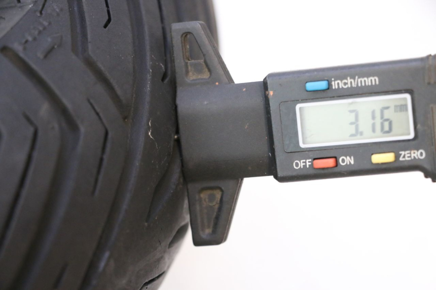 photo de VOORVELG EN BAND PIAGGIO MP3 HPE 530 (2022 - 2026) - Detail van het onderdeel