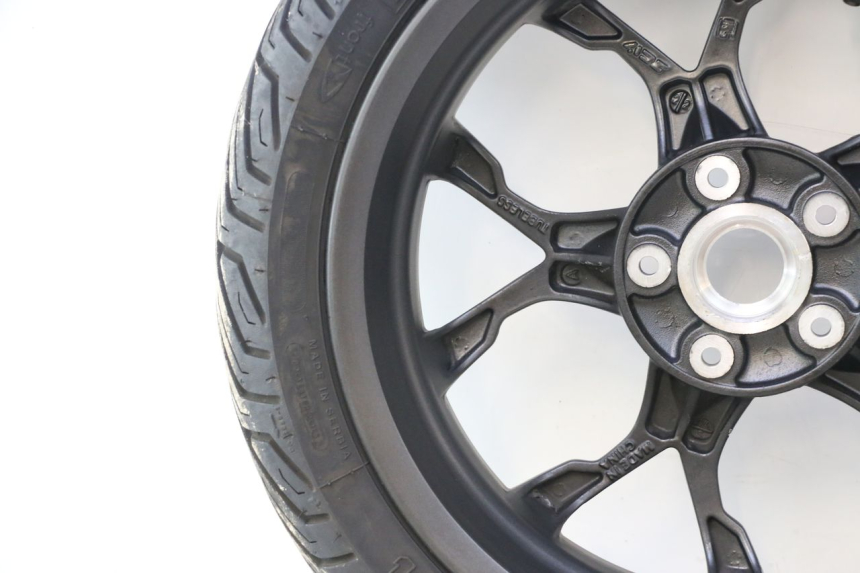 photo de VOORVELG EN BAND PIAGGIO MP3 HPE 530 (2022 - 2026) - Kenmerkende details