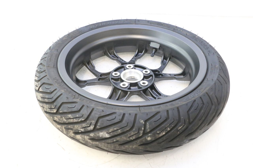 photo de VOORVELG EN BAND PIAGGIO MP3 HPE 530 (2022 - 2026) - Technische close-up