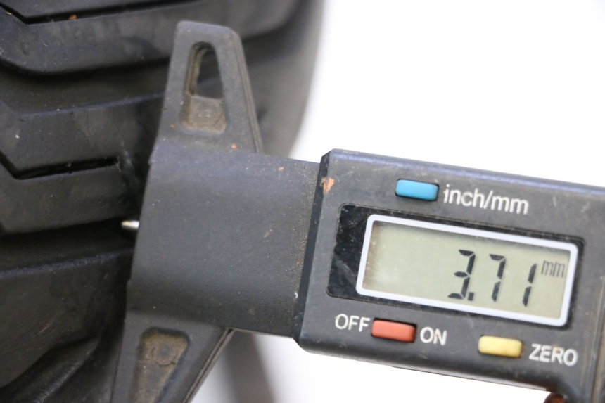 photo de VOORVELG EN BAND PIAGGIO MP3 125 (2006 - 2014) - Zoom op kwaliteit