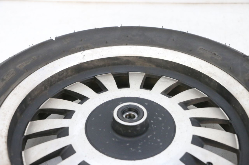 photo de VOORVELG EN BAND EFUN PUSA 1 - Gecontroleerd onderdeel