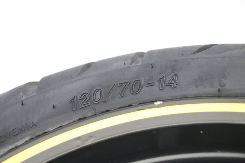 photo de VOORVELG EN BAND GILERA RUNNER SP 50 (2006 - 2008) - Zoom op componenten