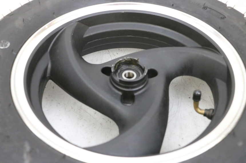 photo de VOORVELG EN BAND JM MOTORS SANTANA EVO 50 (2024 - 2026) - Technische close-up