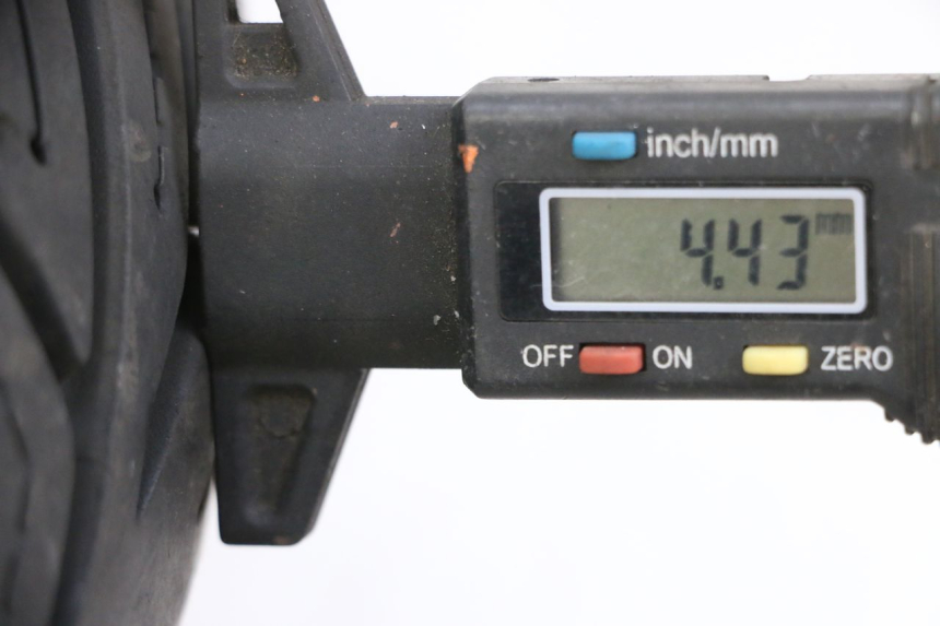 photo de VOORVELG EN BAND PEUGEOT SPEEDFIGHT 4 4T EFI 50 (2021 - 2025) - Zoom op gebruiksstaat