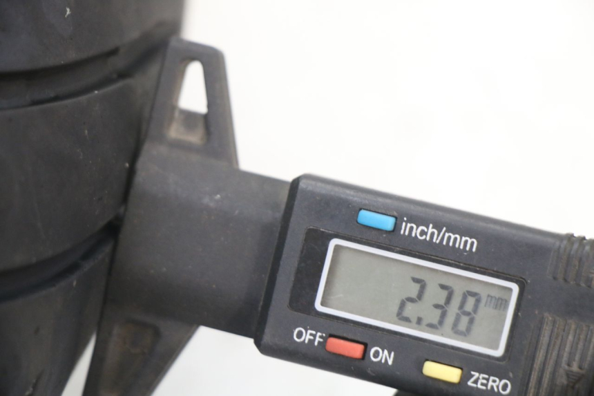 photo de VOORVELG EN BAND SUZUKI GSF S BANDIT 600 (2000 - 2004) - Visuele inspectie