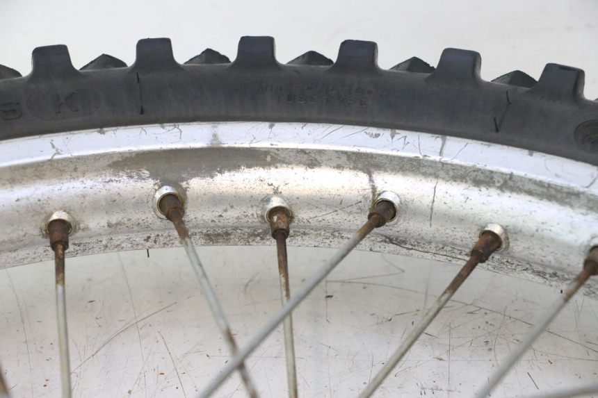 photo de VOORVELG EN BAND HUSABERG TE 250 (2011 - 2014) - Focus op structuur