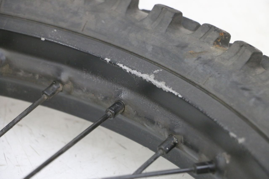 photo de VOORVELG EN BAND YAMAHA TTR 125 (2000 - 2020) - Technische close-up