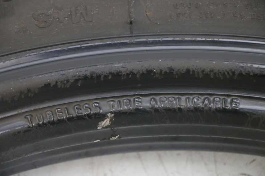 photo de VOORVELG EN BAND PEUGEOT TWEET PRO EFI 4T 50 (2021 - 2022) - Kenmerkende details