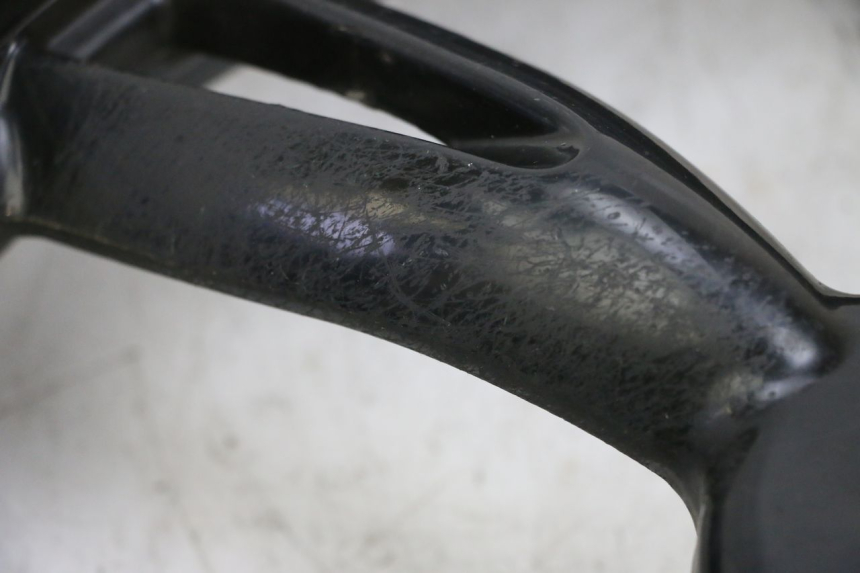 photo de VOORVELG EN BAND PEUGEOT TWEET PRO EFI 4T 50 (2021 - 2022) - Bevestigingspunten