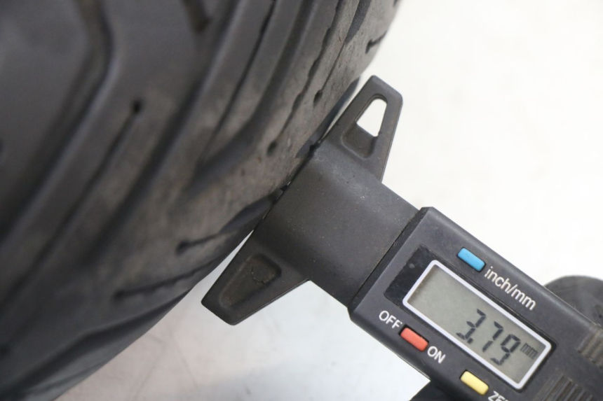 photo de VOORVELG EN BAND YAMAHA X-MAX XMAX 125 (2010 - 2013) - Aanvullende foto