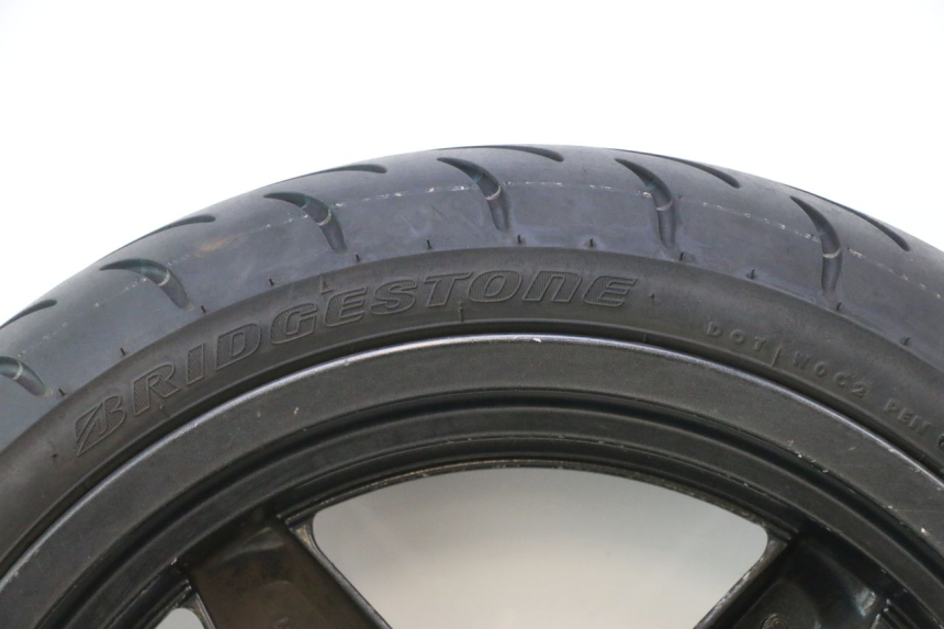 photo de VOORVELG EN BAND YAMAHA XMAX X-MAX 125 (2006 - 2009) - Zoom op componenten