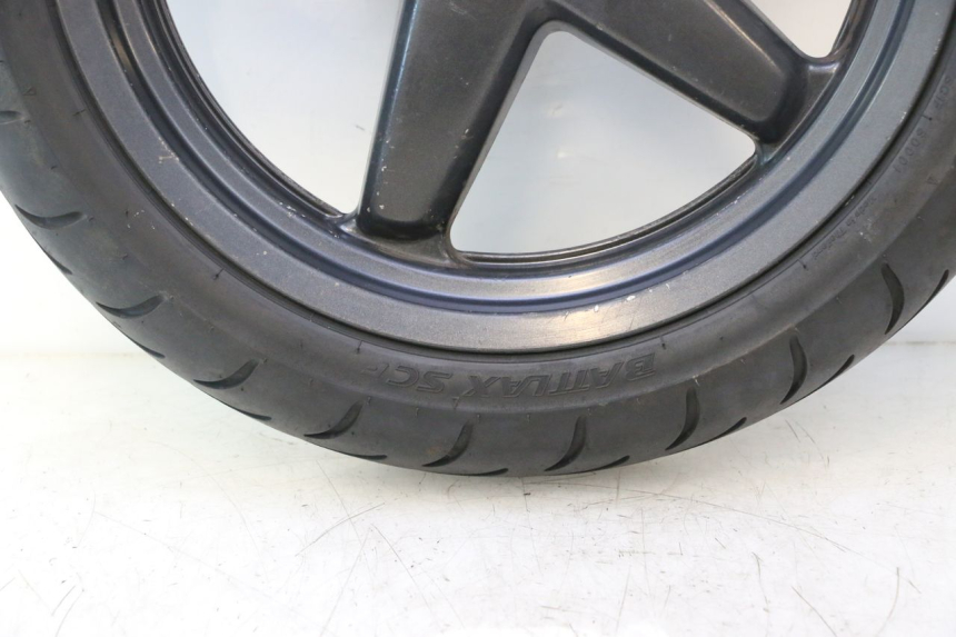photo de VOORVELG EN BAND YAMAHA XMAX X-MAX 125 (2006 - 2009) - Visuele inspectie