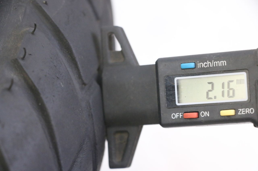 photo de VOORVELG EN BAND HONDA XLV VARADERO 125 (2000 - 2006) - Detail van het onderdeel