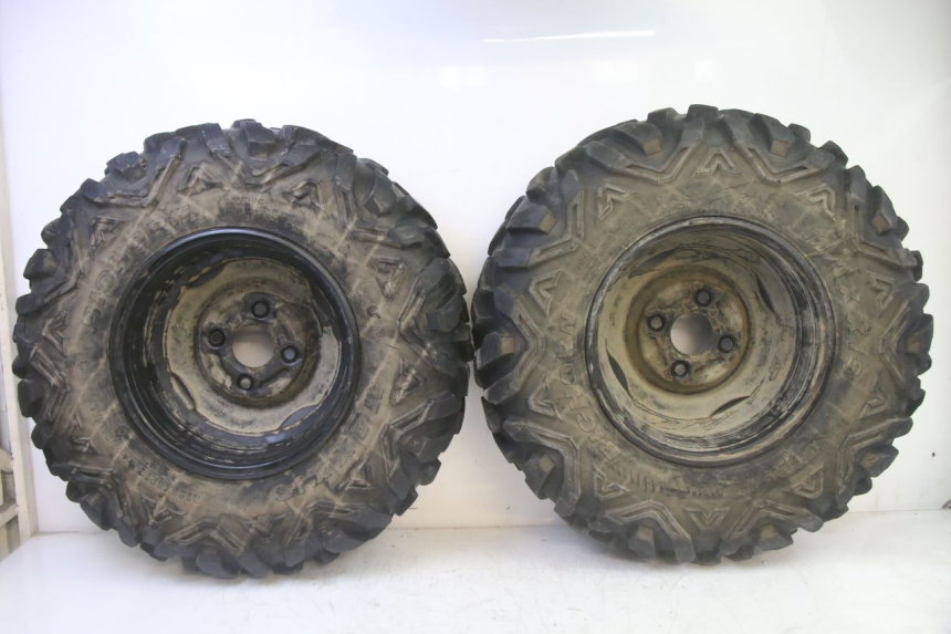 photo de VOORVELG EN BAND YAMAHA YFM GRIZZLY 550 (2008 - 2015) - Kenmerkende details