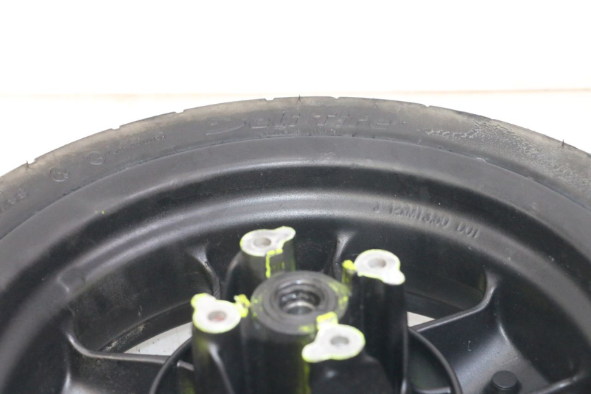 photo de VOORVELG EN BAND YAMAHA YP MAJESTY 125 (2002 - 2006) - Andere kijkhoek