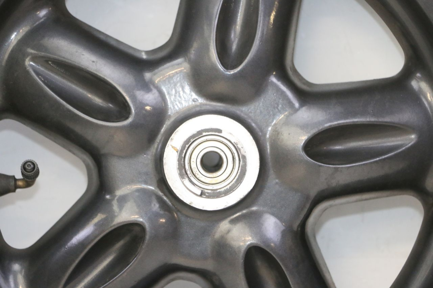 photo de VOORVELG EN BAND YAMAHA YP MAJESTY 125 (2007 - 2010) - Alternatieve hoek