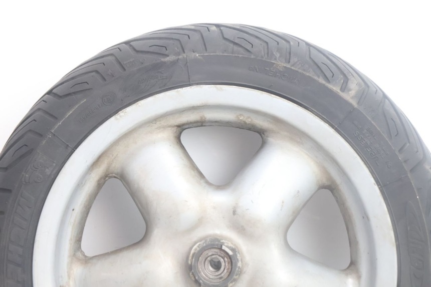 photo de VOORVELG EN BAND YAMAHA YP MAJESTY 125 (2002 - 2006) - Detail van het onderdeel