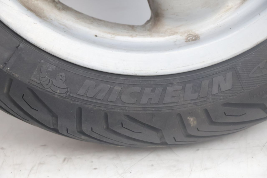 photo de VOORVELG EN BAND YAMAHA YP MAJESTY 125 (2002 - 2006) - Focus op structuur