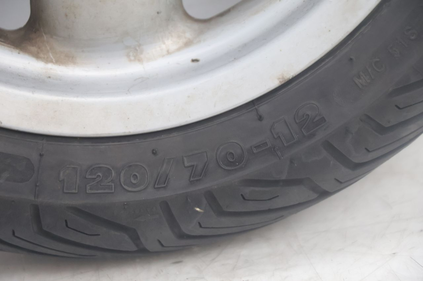 photo de VOORVELG EN BAND YAMAHA YP MAJESTY 125 (2002 - 2006) - Zoom op kwaliteit