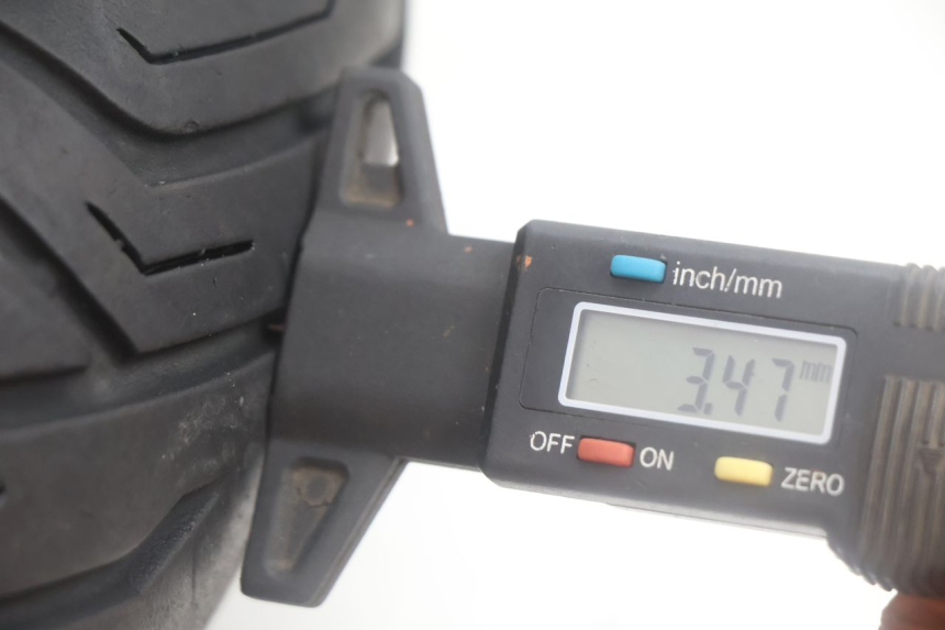 photo de VOORVELG EN BAND YAMAHA YP MAJESTY 125 (2002 - 2006) - Profielaanzicht