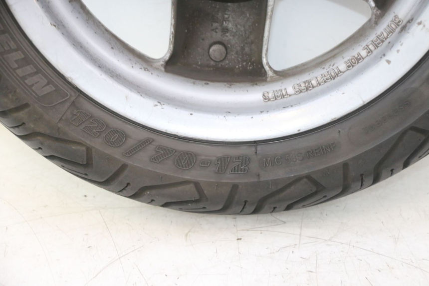 photo de VOORVELG EN BAND YAMAHA YP MAJESTY 125 (1998 - 2001) - Productaanzicht
