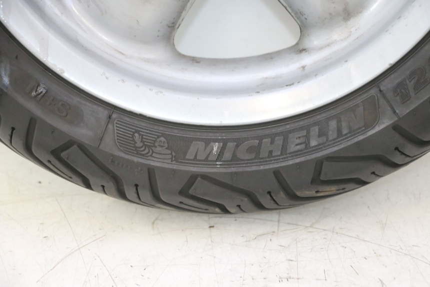 photo de VOORVELG EN BAND YAMAHA YP MAJESTY 125 (1998 - 2001) - Aanvullende foto