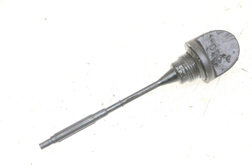 photo de MOTORENOLIEPEILSTOK PEUGEOT SATELIS 125 (2013 - 2018) - Detail van het onderdeel