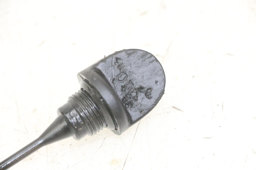 photo de MOTORENOLIEPEILSTOK PEUGEOT SATELIS 125 (2013 - 2018) - Zoom op gebruiksstaat