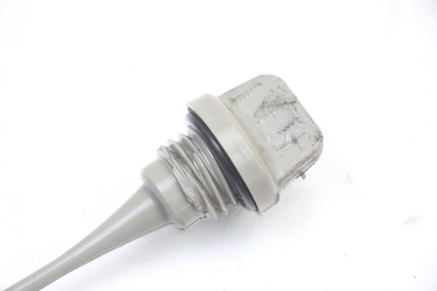 photo de MOTOROLIEPEILSTOK YAMAHA PW 80 (1983 - 2014) - Detail van het onderdeel