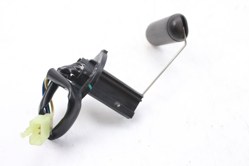 photo de BRANDSTOFNIVEAUMETER TANK KYMCO AGILITY 4T 50 (2018 - 2022) - Andere kijkhoek