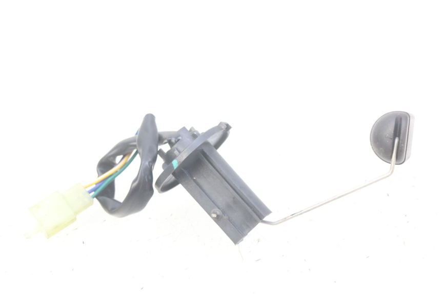 photo de BRANDSTOFNIVEAUMETER TANK KYMCO AGILITY 4T 50 (2018 - 2022) - Andere kijkhoek