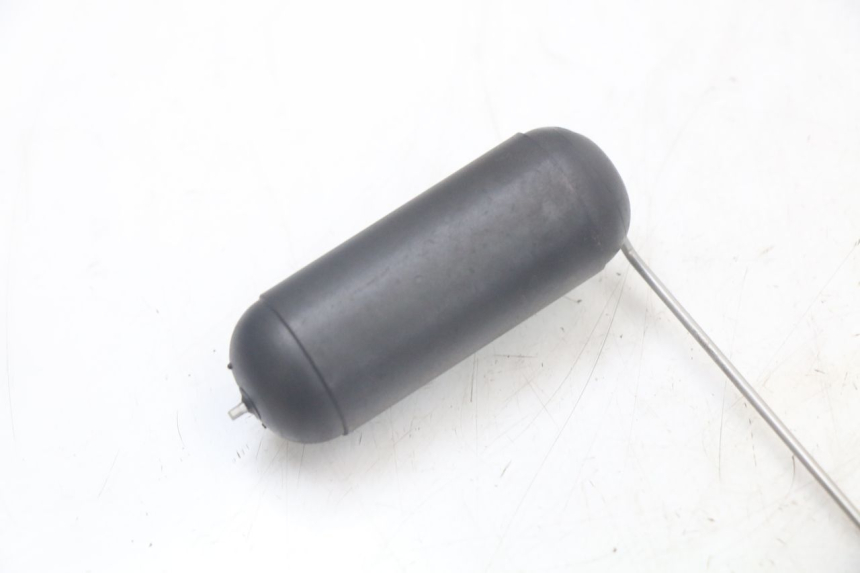 photo de BRANDSTOFNIVEAUMETER TANK KYMCO AGILITY 4T 50 (2018 - 2022) - Andere kijkhoek