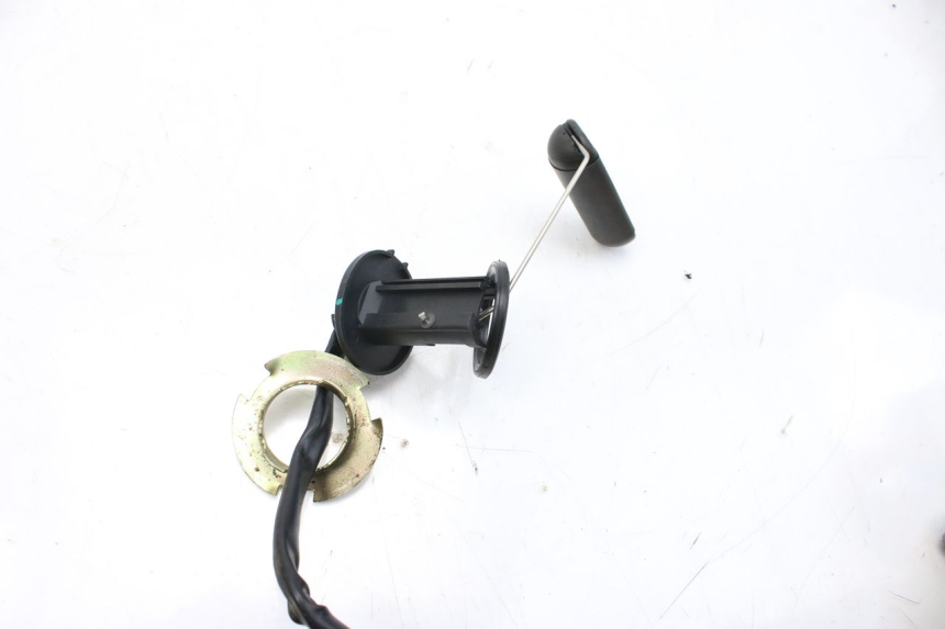 photo de BRANDSTOFNIVEAUMETER TANK KYMCO AGILITY FR 2T 50 (2012 - 2017) - Zoom op gebruiksstaat