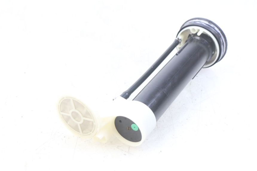 photo de BRANDSTOFNIVEAUMETER TANK APRILIA ATLANTIC 125 (2003 - 2009) - Technische close-up