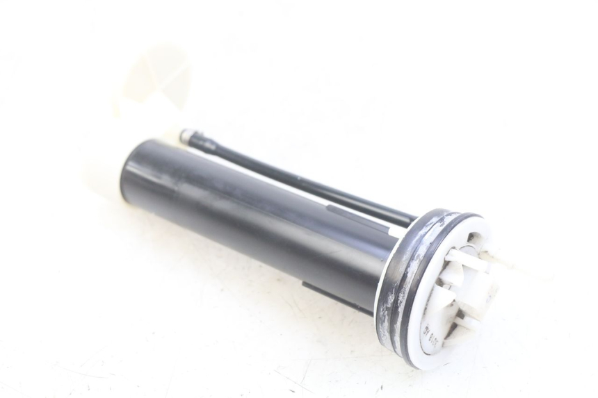 photo de BRANDSTOFNIVEAUMETER TANK APRILIA ATLANTIC 125 (2003 - 2009) - Bevestigingspunten